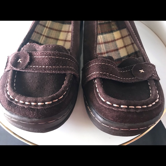 Rocket Dog Shoes Rocket Dog Brown Suede Slipon Loafers Sz 65 Poshmark
